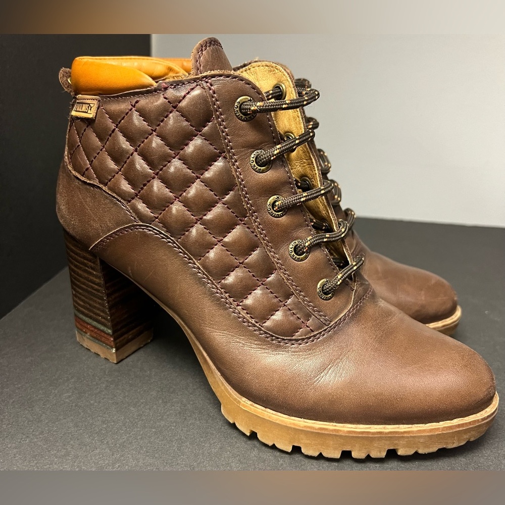 Pikolinos -Brown Quilted Heeled Boots